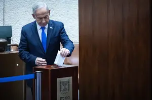 בגידה מבפנים: מה נתניהו צריך ללמוד מההצבעה על מבקר המדינה?