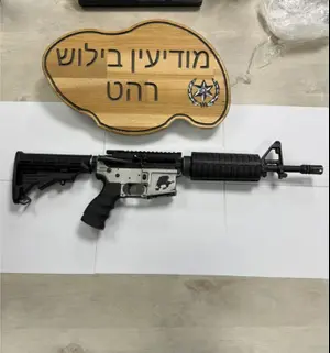 הפשיעה בדרום: M-16 ואקדח נתפסו, 3 חשודים נעצרו