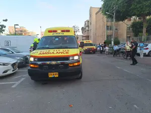 פעוטה כבת 3 במצב אנוש לאחר שנפגעה מרכב בקרית אתא -