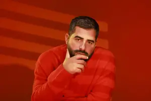 "הגיע טוב הוא מחכה רק לנו": השיר החדש של משה כורסיה