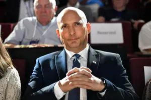 במטה בנט השלימו עם הובלת איזנקוט – והחליטו לשנות לקמפיין כיוון