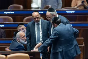 חרדים לגורלם: כשאין מצע, יש את מי להאשים
