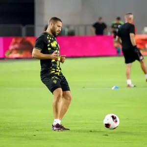20:15 בספורט4: וייסמן ויוספי בהרכב בית"ר, שועה על הספסל
