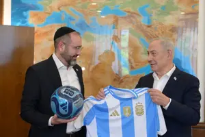 נתניהו העביר מסר לנשיא ארגנטינה: "תומכים בכם בגמר"