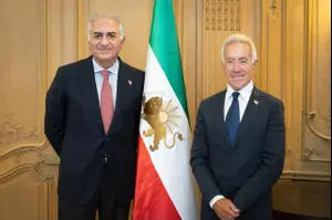 מלחמה ושלום: המזוזה הירושלמית שמחכה לשגרירות ישראל באיראן