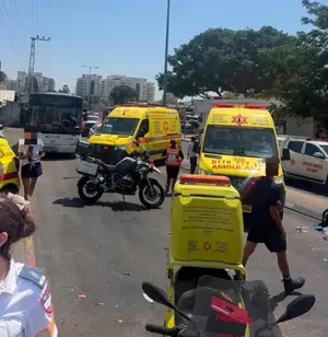 פצוע באורח אנוש ו-2 באורח קשה מפגיעת אוטובוס באשקלון