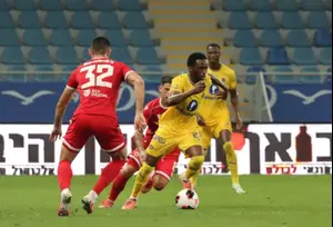 יחזקאל נשאר בארץ, סיסוקו יירד לספסל? מכבי ת"א יצאה לסופיה