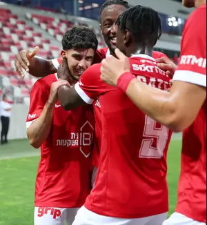 לא מחכה שייתנו לו: רועי אלקוקין בא לקחת מקום בהרכב