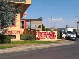 אוהדי הפועל באר שבע התגייסו, ועזרו לשחרר אוהד ממעצר בהונגריה