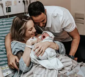 כוכבי "חתונה ממבט ראשון" הפכו להורים לשתיים