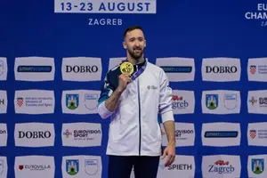 בפעם השלישית: ארטיום דולגופיאט שוב אלוף אירופה
