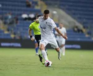 مباشر من الدوري الإنجليزي الممتاز: Ironi Kiryat Shmona - Sakhnin 0:0 (نصف واحد)