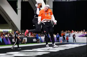שינוי היסטורי בארה"ב: ה-NFL ביטלה את משחק האולסטאר