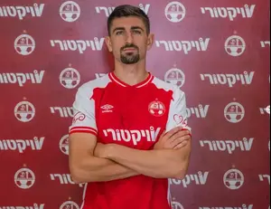 עידן נחמיאס חתם בהפועל באר שבע לשלוש שנים