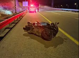 הקטל בכבישים: רוכב אופנוע נהרג בתאונת דרכים בכביש 1