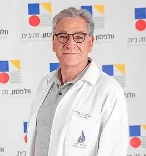 הרופא הבכיר מוולפסון אנס אם של מטופל ופגע מינית בשתי מטופלות – זה העונש שנגזר עליו