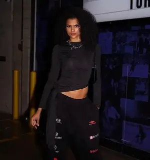 כוכבת ה-WNBA חשפה: כך שחקני NBA מתחילים איתה