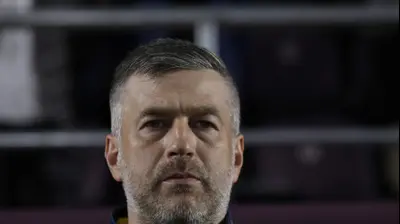 אדי יורדנסקו מאמן נבחרת רומניה. רויטרס