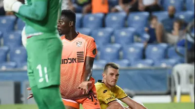 איגור זלאטנוביץ' שחקן מכבי נתניה מאוכזב. ברני ארדוב