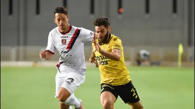 מגן מכבי נתניה עידו וייר מול גיא בדש, קשר הפועל ירושלים. ברני ארדוב