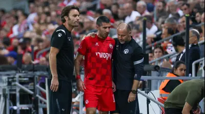 איתן טיבי, בלם הפועל באר שבע. דני מרון