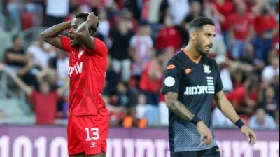 יוג'ין אנסה, קשר הפועל באר שבע. דני מרון