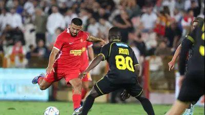 שחקן מ.ס. אשדוד שלו הרוש. לירון מולדובן 