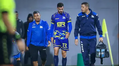 שחקן מכבי בני ריינה שלומי אזולאי. מאור אלקסלסי