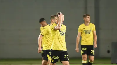 שחקן מכבי נתניה, עדן קארצב. ברני ארדוב