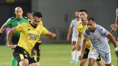 שחקן מכבי נתניה, מיכאל אוחנה. ברני ארדוב