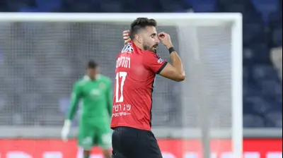 שחקן הפועל חיפה אלון תורג'מן. דני מרון