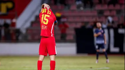 שחקן מ.ס. אשדוד טום בן זקן. מאור אלקסלסי