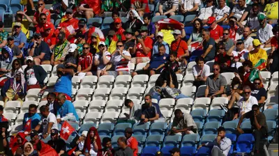 יציע עם כסאות ריקים במשחק של שוויץ נגד קמרון, מונדיאל 2022. רויטרס