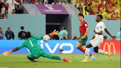 שחקן נבחרת פורטוגל ז'ואאו פליקס כובש מול גאנה. רויטרס