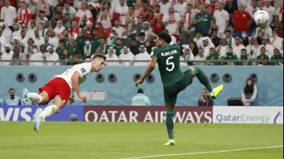 שחקן נבחרת פולין, ארקדיוש מיליק, מול ערב הסעודית. רויטרס