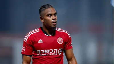 גודפריד רומראטו שחקן הפועל תל אביב. מאור אלקסלסי