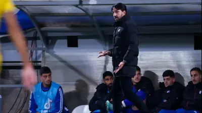 מאמן עירוני קריתצ שמונה ניר ברקוביץ'. מאור אלקסלסי