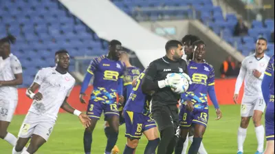 אריק ינקו, שוער מכבי בני ריינה. שלומי גבאי