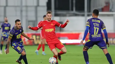 דויד קופרמן, שחקן מ.ס. אשדוד. לירון מולדובן 