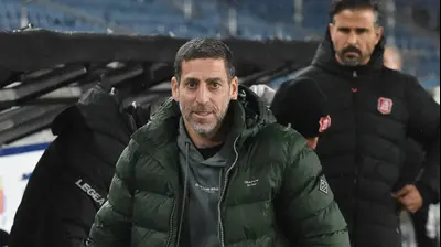 רן קוז'וך, מאמן מכבי נתניה. ברני ארדוב