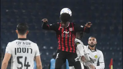 אווקה אשטה, הפועל ירושלים. ברני ארדוב