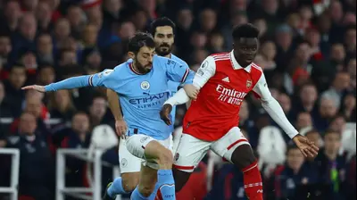 שחקן ארסנל בוקאיו סאקה מול שחקן מנצ'סטר סיטי ברנרדו סילבה. רויטרס