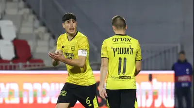 עומרי גנדלמן, איגור זלאטנוביץ', מכבי נתניה. ברני ארדוב