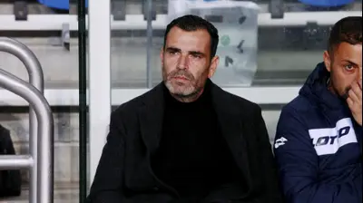 מנחם קורצקי מאמן הפועל חדרה. קובי אליהו