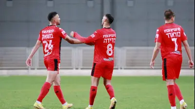 טארק בושנאק הפועל חדרה. קובי אליהו