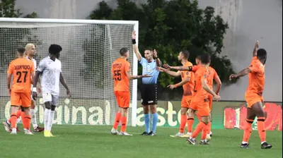 ניב שטייף שופט כדורגל פוסל שער של סקציה נס ציונה. שלומי גבאי