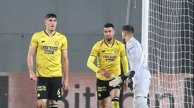 עומרי גנדלמן מכבי נתניה מאוכזב. ברני ארדוב