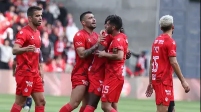 שחקני הפועל באר שבע חוגגים. דני מרון