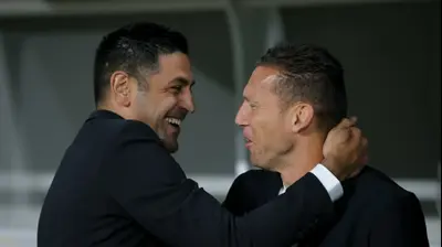 ברק בכר מאמן מכבי חיפה עם אליניב ברדה מאמן הפועל באר שבע. מאור אלקסלסי