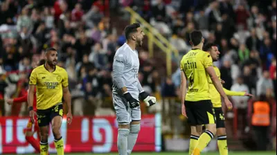 איתמר ניצן שוער מכבי נתניה. לירון מולדובן 